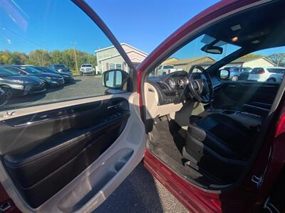 2020 Dodge Grand Caravan SXT   - Photo 20 - Schoolcraft, MI 49087
