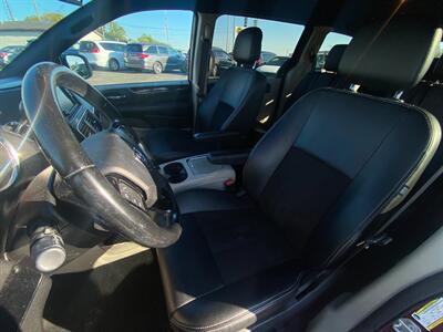2020 Dodge Grand Caravan SXT   - Photo 24 - Schoolcraft, MI 49087