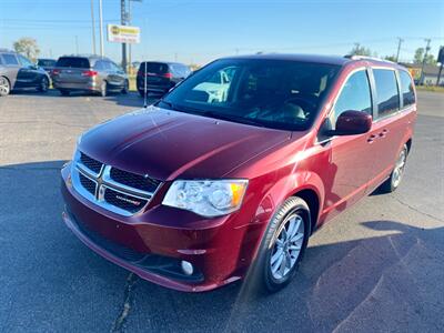 2020 Dodge Grand Caravan SXT   - Photo 2 - Schoolcraft, MI 49087