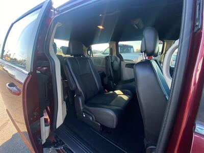 2020 Dodge Grand Caravan SXT   - Photo 12 - Schoolcraft, MI 49087