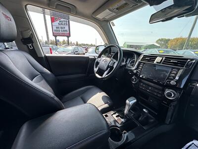 2022 Toyota 4Runner TRD Pro   - Photo 23 - Schoolcraft, MI 49087