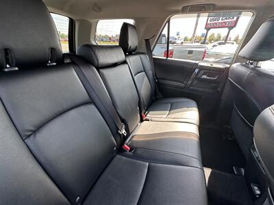 2022 Toyota 4Runner TRD Pro   - Photo 26 - Schoolcraft, MI 49087