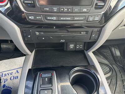 2019 Honda Pilot Touring - Photo 17 - Schoolcraft, MI 49087