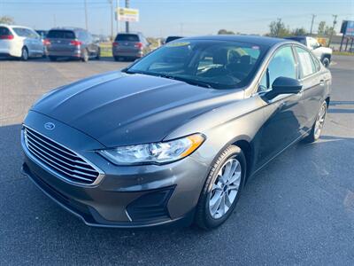 2020 Ford Fusion SE   - Photo 4 - Schoolcraft, MI 49087