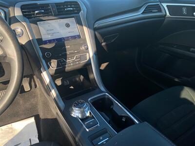 2020 Ford Fusion SE   - Photo 31 - Schoolcraft, MI 49087