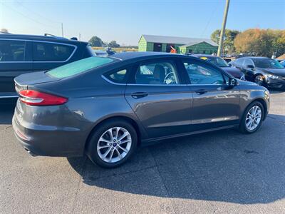 2020 Ford Fusion SE   - Photo 7 - Schoolcraft, MI 49087
