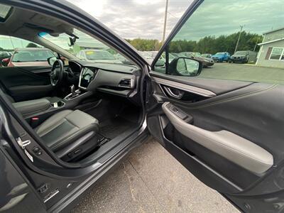 2020 Subaru Outback Onyx Edition XT   - Photo 8 - Schoolcraft, MI 49087