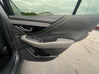2020 Subaru Outback Onyx Edition XT   - Photo 14 - Schoolcraft, MI 49087