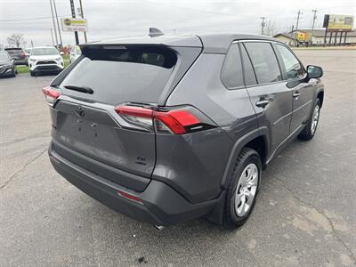 2022 Toyota RAV4 LE   - Photo 3 - Schoolcraft, MI 49087
