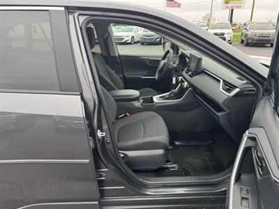 2022 Toyota RAV4 LE   - Photo 27 - Schoolcraft, MI 49087