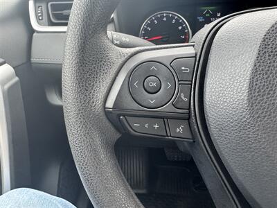2022 Toyota RAV4 LE   - Photo 9 - Schoolcraft, MI 49087