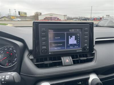 2022 Toyota RAV4 LE   - Photo 14 - Schoolcraft, MI 49087