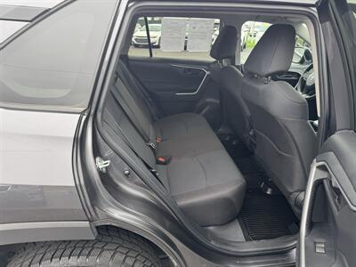 2022 Toyota RAV4 LE   - Photo 25 - Schoolcraft, MI 49087