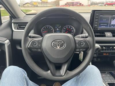 2022 Toyota RAV4 LE   - Photo 11 - Schoolcraft, MI 49087