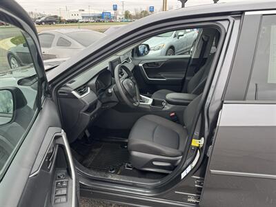 2022 Toyota RAV4 LE   - Photo 7 - Schoolcraft, MI 49087