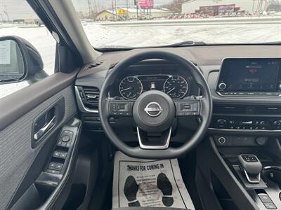2023 Nissan Rogue SV   - Photo 19 - Schoolcraft, MI 49087