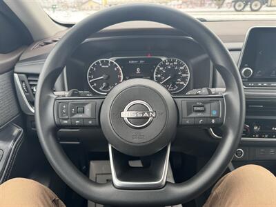 2023 Nissan Rogue SV   - Photo 11 - Schoolcraft, MI 49087