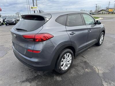 2019 Hyundai TUCSON SE   - Photo 3 - Schoolcraft, MI 49087