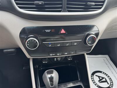 2019 Hyundai TUCSON SE   - Photo 15 - Schoolcraft, MI 49087