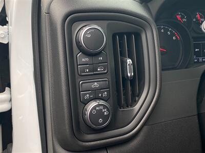 2024 Chevrolet Silverado 1500 Custom   - Photo 32 - Schoolcraft, MI 49087
