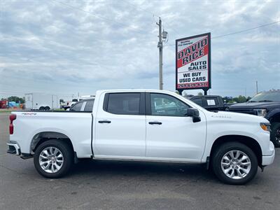 2024 Chevrolet Silverado 1500 Custom   - Photo 2 - Schoolcraft, MI 49087