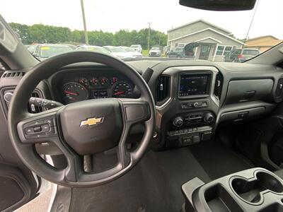 2024 Chevrolet Silverado 1500 Custom   - Photo 33 - Schoolcraft, MI 49087