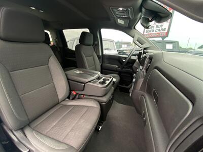 2024 Chevrolet Silverado 1500 Custom   - Photo 12 - Schoolcraft, MI 49087