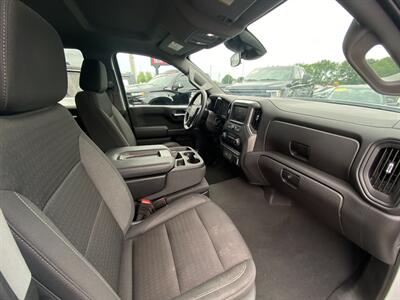 2024 Chevrolet Silverado 1500 Custom   - Photo 13 - Schoolcraft, MI 49087