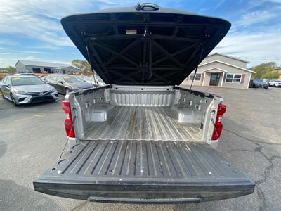 2021 Chevrolet Silverado 1500 LT   - Photo 19 - Schoolcraft, MI 49087