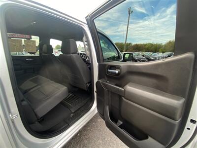 2021 Chevrolet Silverado 1500 LT   - Photo 14 - Schoolcraft, MI 49087