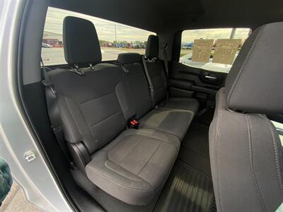 2021 Chevrolet Silverado 1500 LT   - Photo 16 - Schoolcraft, MI 49087