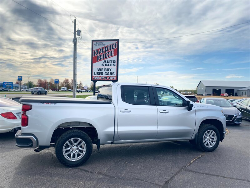 2021 Chevrolet Silverado 1500 LT   - Photo 1 - Schoolcraft, MI 49087