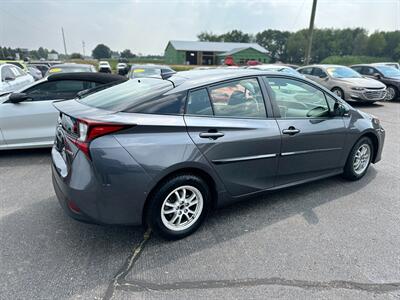 2021 Toyota Prius LE   - Photo 9 - Schoolcraft, MI 49087