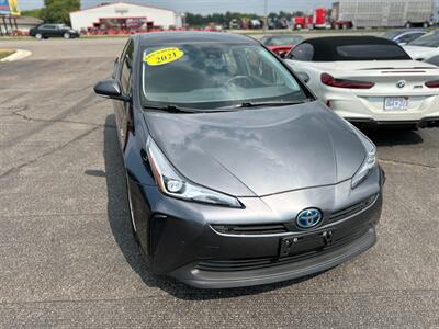 2021 Toyota Prius LE   - Photo 3 - Schoolcraft, MI 49087