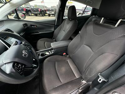 2021 Toyota Prius LE   - Photo 29 - Schoolcraft, MI 49087