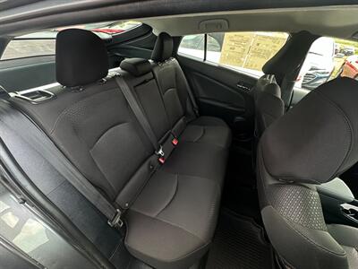 2021 Toyota Prius LE   - Photo 18 - Schoolcraft, MI 49087