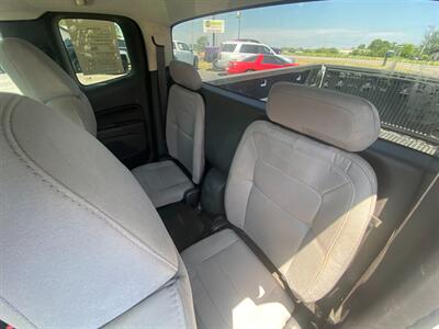 2016 Chevrolet Colorado Work Truck   - Photo 23 - Schoolcraft, MI 49087