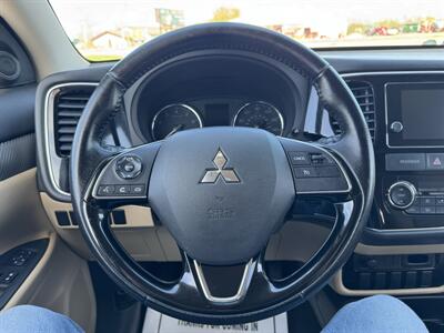 2017 Mitsubishi Outlander SE - Photo 10 - Schoolcraft, MI 49087