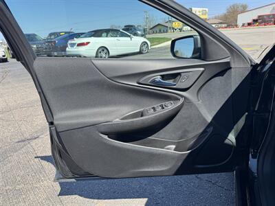 2022 Chevrolet Malibu LS Fleet - Photo 6 - Schoolcraft, MI 49087