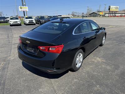 2022 Chevrolet Malibu LS Fleet - Photo 3 - Schoolcraft, MI 49087