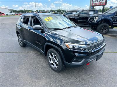 2022 Jeep Compass Trailhawk   - Photo 2 - Schoolcraft, MI 49087