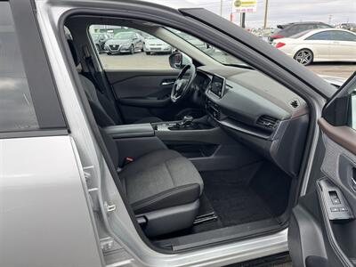 2023 Nissan Rogue SV   - Photo 26 - Schoolcraft, MI 49087