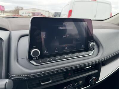 2023 Nissan Rogue SV   - Photo 14 - Schoolcraft, MI 49087