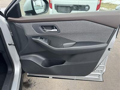 2023 Nissan Rogue SV   - Photo 25 - Schoolcraft, MI 49087