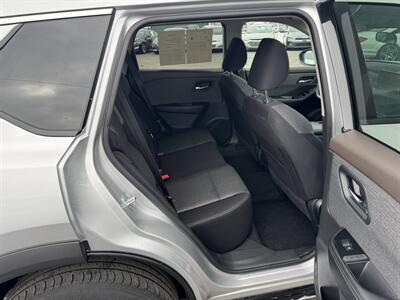 2023 Nissan Rogue SV   - Photo 24 - Schoolcraft, MI 49087