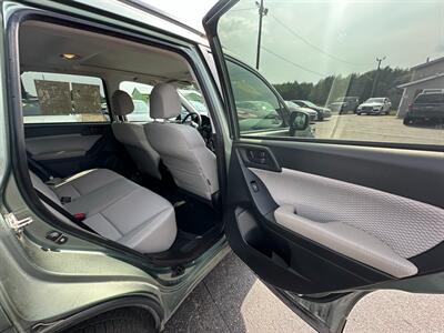 2017 Subaru Forester 2.5i Premium   - Photo 16 - Schoolcraft, MI 49087