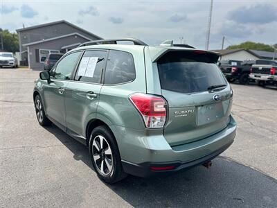 2017 Subaru Forester 2.5i Premium   - Photo 7 - Schoolcraft, MI 49087