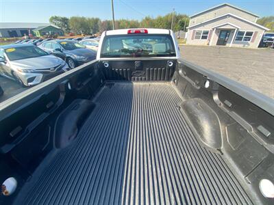 2017 Chevrolet Silverado 1500 Work Truck   - Photo 9 - Schoolcraft, MI 49087