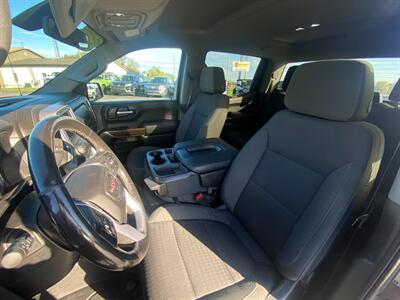 2019 GMC Sierra 1500 SLE   - Photo 23 - Schoolcraft, MI 49087