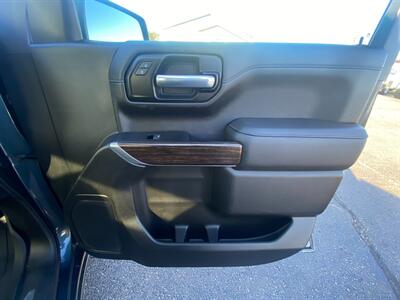 2019 GMC Sierra 1500 SLE   - Photo 10 - Schoolcraft, MI 49087